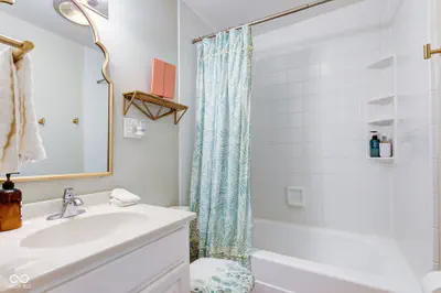 315 43rd Street, Indianapolis - 23