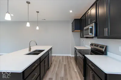 6153 Mill Hill Way, McCordsville - 8