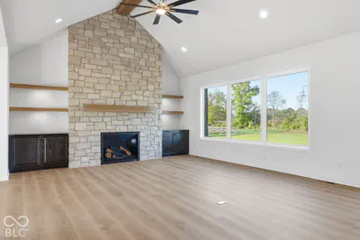 2786 S Kings Way, New Palestine - 10