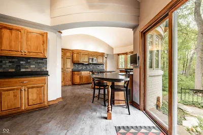 402 Kessler Boulevard West Drive, Indianapolis - 27