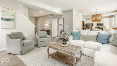 1101 Calistoga Road, Fortville - 7