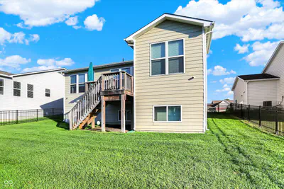 561 Harstad Boulevard, Westfield - 74
