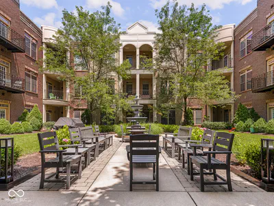 450 Ohio Street, Indianapolis - 12