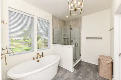 15679 Woodford Drive, Westfield - 20