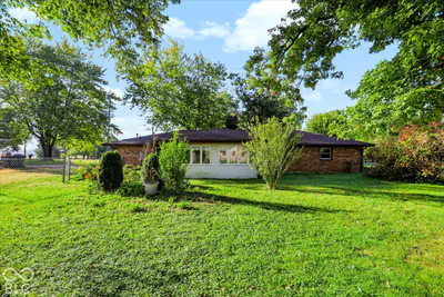 10928 W Jackson Street, Muncie - 23