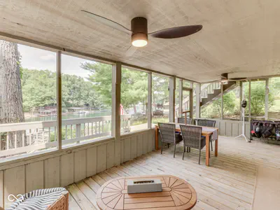 6250 Grosbeak Court, Nineveh - 71