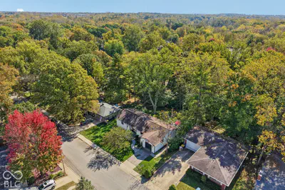 765 W Pine Street, Zionsville - 50