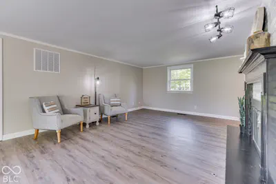 821 Merry Lane, Greenwood - 14
