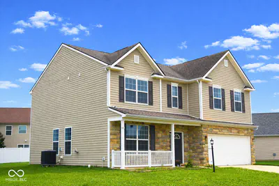 3325 Lake Stream Drive, Columbus