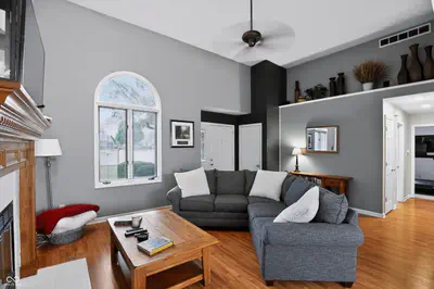 1102 Sarah Court, Greenwood - 9
