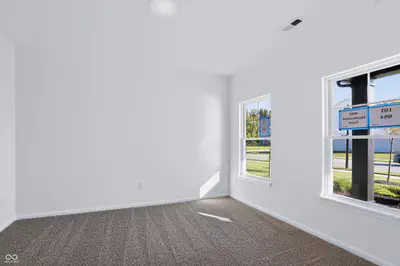 8689 Meadowlands Court, Plainfield - 17