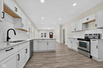 320 39th Street, Indianapolis - 11