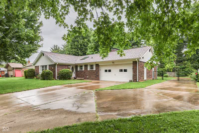 703 Hillcrest Drive, Greenwood - 56
