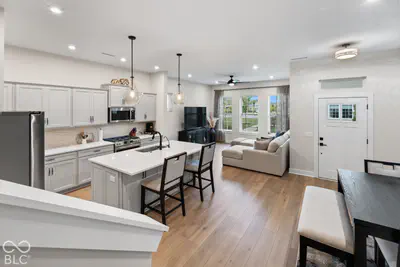 525 Gilder Drive, Carmel - 10