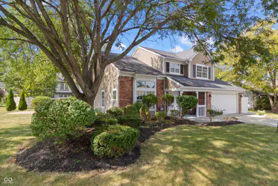 11017 Lake Run Drive, Fishers