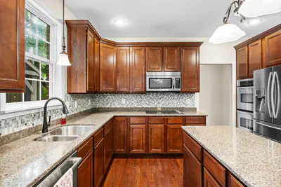 14195 Laura Vista Drive, Carmel - 11