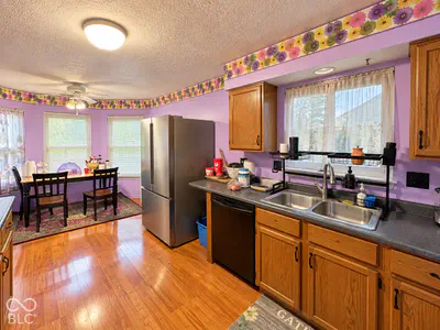 8830 Summer Walk Drive, Indianapolis - 7