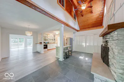 621 W Hemphill Drive, Nineveh - 11
