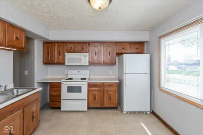498 Northgate Drive, Greenwood - 7