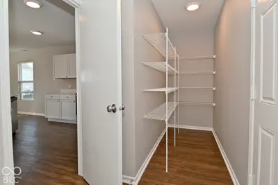 10709 Gathering Drive, Indianapolis - 13