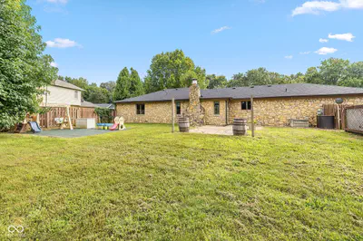 1608 Friendship Drive, Indianapolis - 22