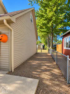876 S Home Avenue, Franklin - 3