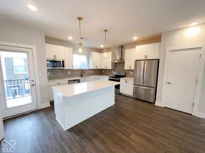 727 N Illinois Street #UNIT 208, Indianapolis - 2