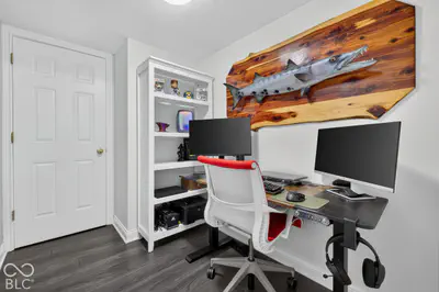 2807 Bloomsbury Drive, Greenwood - 43