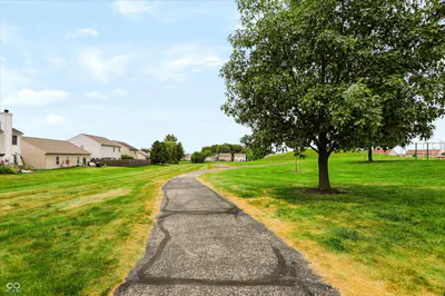 3392 Roundlake Lane, Whitestown - 33