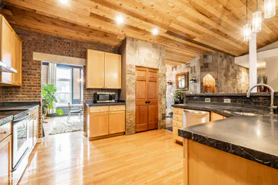 15058 Newburyport Drive, Fishers - 16