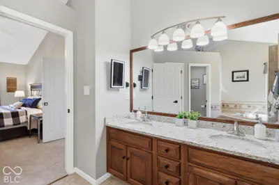 897 Joann Court, Carmel - 39