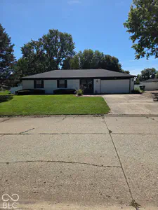 455 Pleasantview Boulevard, Greenwood
