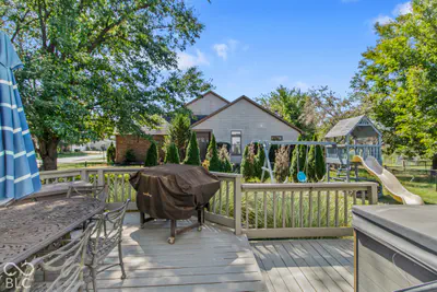 1067 Arlington Court, Carmel - 40