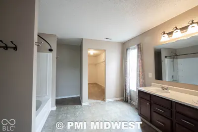 2143 Olympia Drive, Franklin - 35