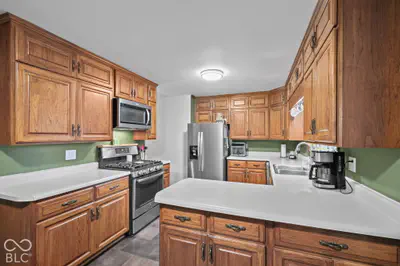 6375 Derbyshire Road, Indianapolis - 23