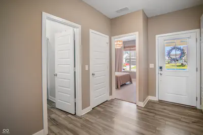 7412 Harbor Town Drive, Whitestown - 25