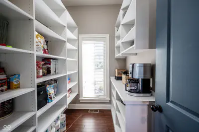 18176 Lakes End Drive, Westfield - 29