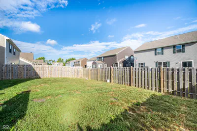 828 Blue Ash Trail, Greenwood - 41