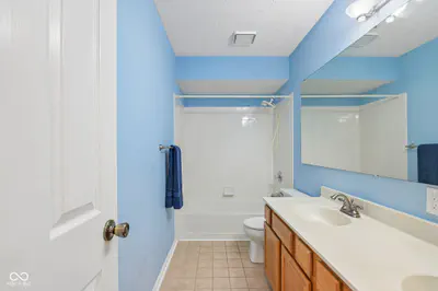 8535 McNutt Circle, Indianapolis - 22
