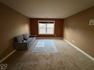 2955 Parkview Drive, Columbus - 19