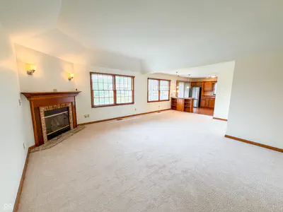 1119 Manchester Drive, Brownsburg - 8
