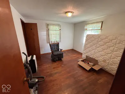 3310 S 1000 W, Anderson - 16
