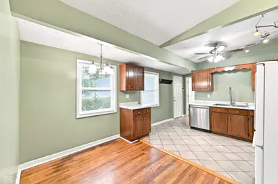 414 Sleepy Hollow Drive, Plainfield - 7