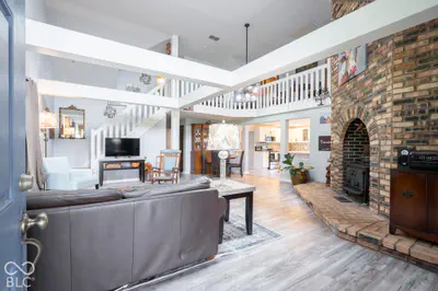 1744 1000, Fountaintown - 5