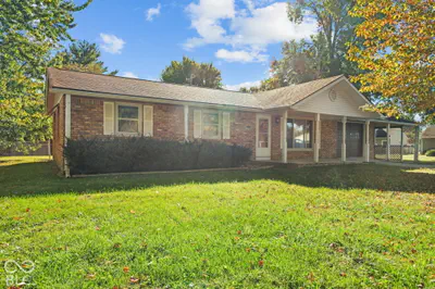 20 N Middleton Drive, Franklin - 3
