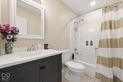 402 N Taylor Street, Saint Paul - 48