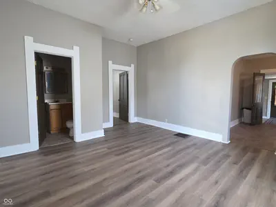 324 Locust Street, Shelbyville - 2
