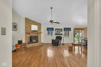 7441 Camby Road, Camby - 21