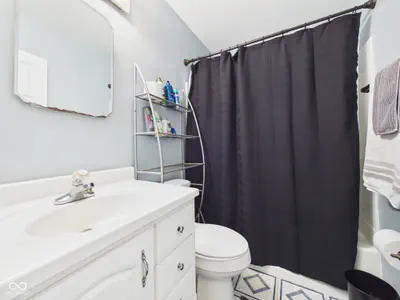 14050 State Road 32, Noblesville - 19