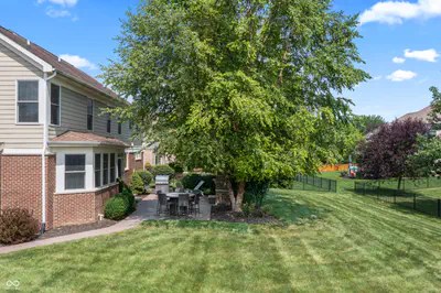 9862 Wading Crane Avenue, Fishers - 13